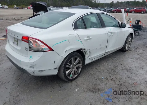 2012 Volvo S60 T6 из США, поврежденный, VIN YV1902FH5C2024488